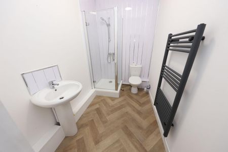 1 bedroom flat to rent - Photo 4