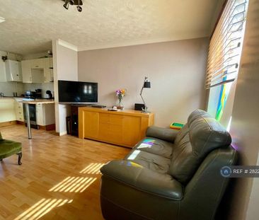 1 bedroom terraced house to rent - Photo 3