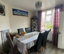 Lindsay Avenue - Photo 6