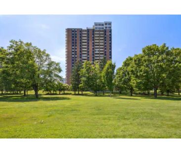 285 Rue Laurier, #909 | 285 Rue Laurier, #909, Gatineau - Photo 1