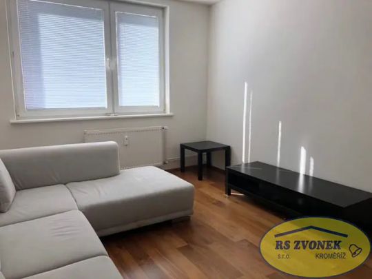 Pronájem BOV 2+1 Spáčilova, Kroměříž - Photo 1