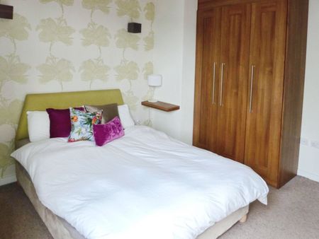 2 bedroom apartment to rent - Photo 3