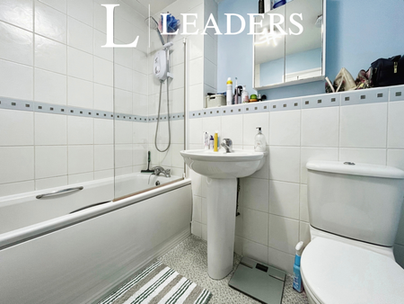 1 bedroom flat to rent - Photo 4