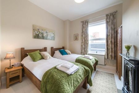 2 bedroom apartment to rent - Photo 3