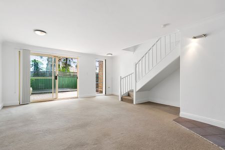 7/24-32 Colin St, Cammeray NSW 2062 - Townhouse For Rent | Domain - Photo 2