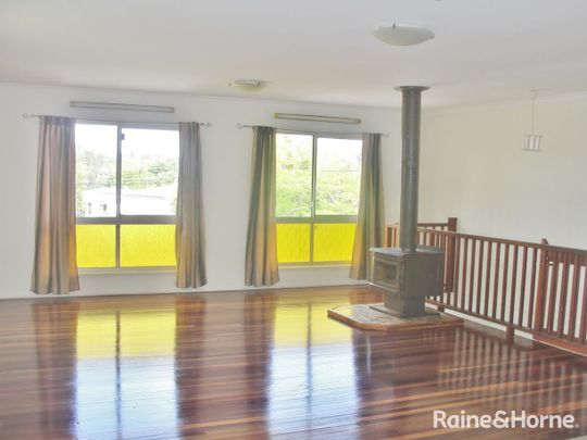 Spacious Family home in a great Location - Photo 1