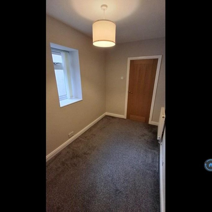 2 bedroom semi-detached house to rent - Photo 1