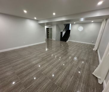 For Lease - 437 Woodbridge Avenue Unit# Rear, Vaughan, Ontario - Photo 6