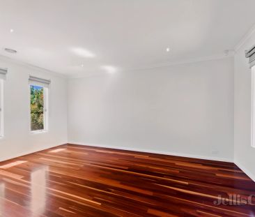 3 Bed, 2 Bath - Photo 3