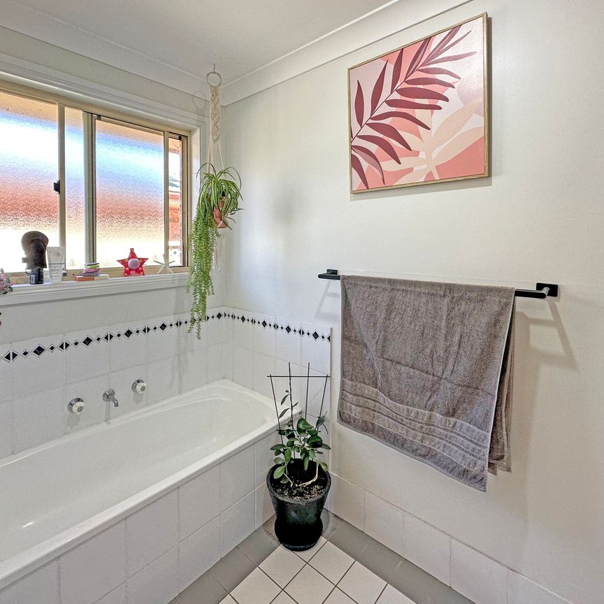 Charming Family Home in Dubbo - Photo 1