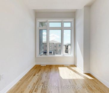 Condo Townhouse For Lease | N9249432 - Photo 5