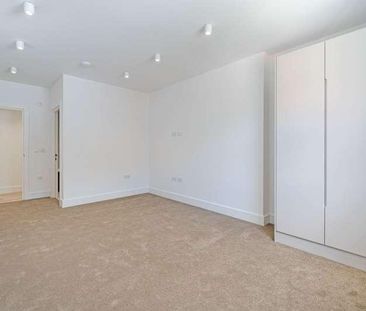 Mitcham Lane, London, SW16 - Photo 4