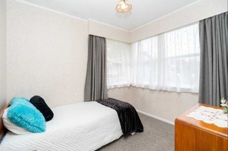 Chartwell, 3 Bedroom house - Photo 3