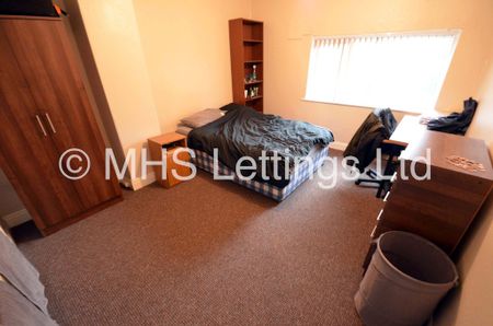 3 Bedroom Mid Terraced House for rent in Cardigan Lane - Photo 4