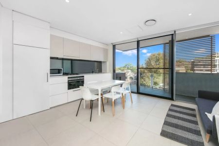 ULTRA MODERN APARTMENT - Photo 2