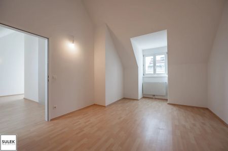 ** Top gepflegte 4 Zimmer Dachgeschoss Wohnung mit Alleinutzung 3er hofseitigen Terrassen - Maisonette Wohnung - Nähe Bahnhof Gersthof ** ab sofort ** - Photo 3