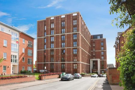 1 bedroom flat to rent - Photo 3