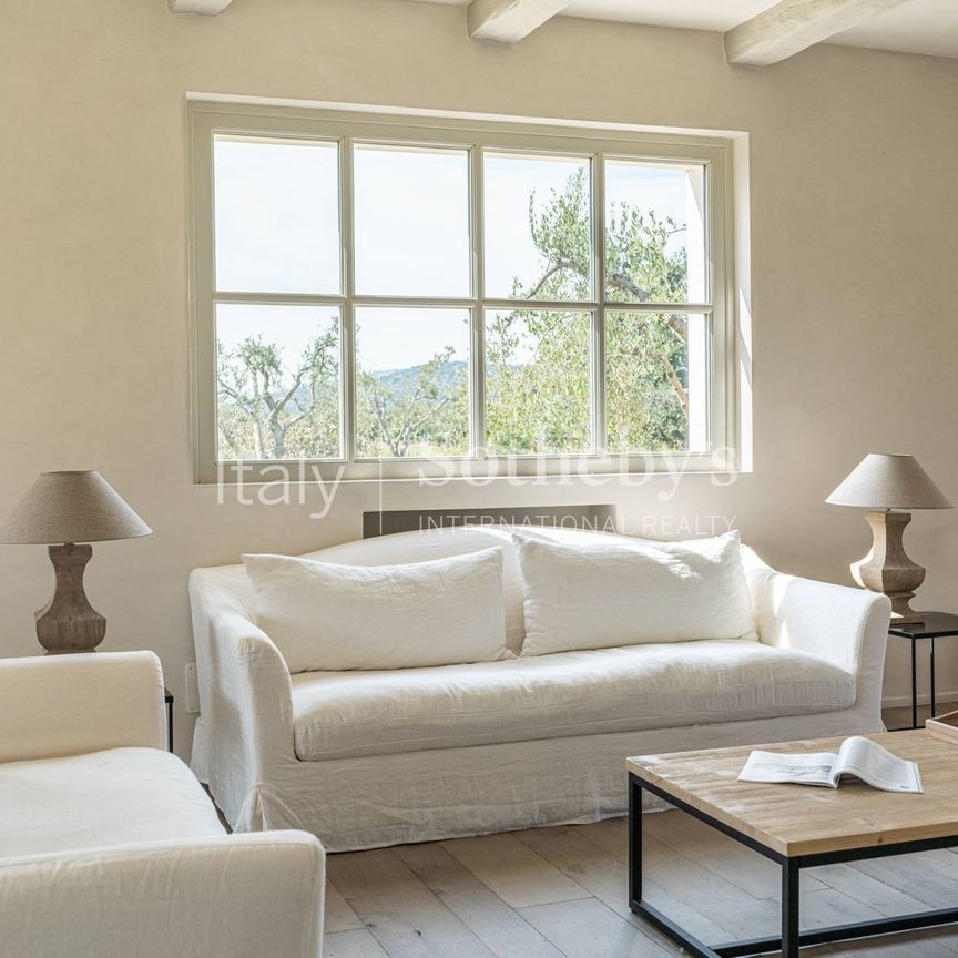 Capalbio: splendid farm with dependance and pool - Photo 1