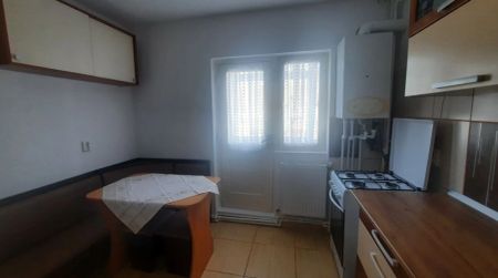 Apartament, 2 camere decomandat, 58 mp, Calea Romanului, de inchiriat, OMV, Cod 161711 - Fotografie 5