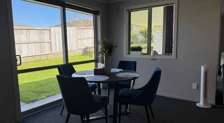 Elevated Four Bedroom - Photo 4