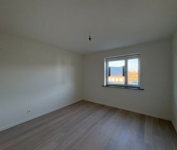 Gelijkvloers nieuwbouwappartement met 2 slaapkamers en terras - Photo 4