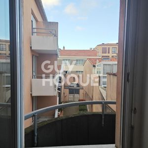 APPARTEMENT TYPE 1 RENOVE SAINT MICHEL METRO PALAIS DE JUSTICE - Photo 2