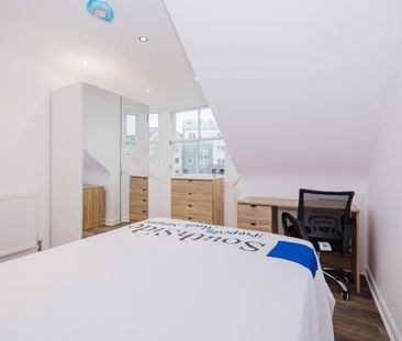 5 bedroom terraced house to rent - Photo 4