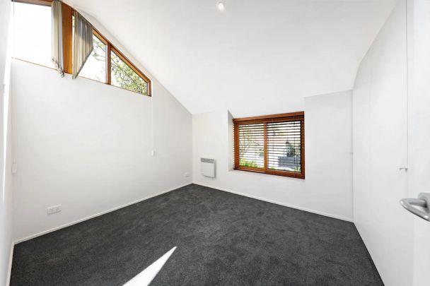 183 Finch Street, - Photo 1