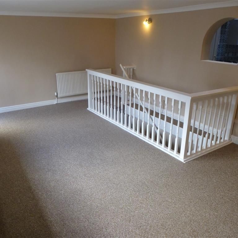 Bromsgrove Road - Photo 1