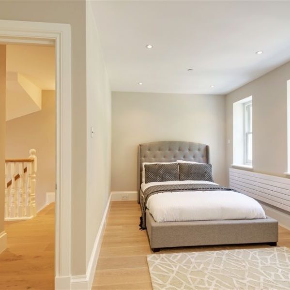 6 Bedroom Semi-Detached To Let - Photo 1