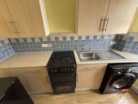 Albert Road, Saltash, PL12 - Photo 5