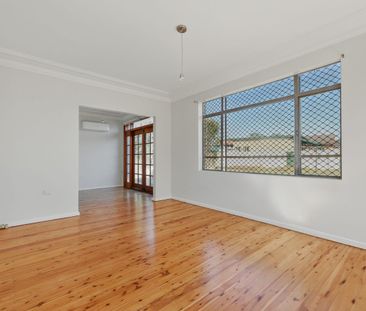 Comfort, Space & Convenience – The Perfect Place to Call Home - Photo 1