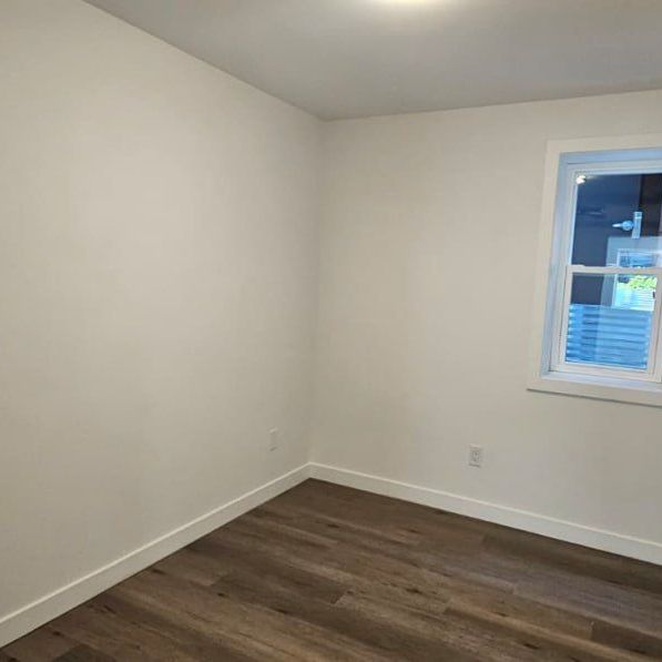 For Lease - 216 Mcarthur Avenue Unit# 02, Vanier and Kingsview Park, Ontario - Photo 1