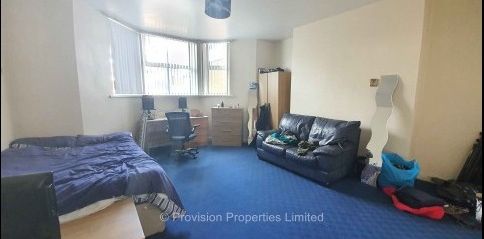 2 Bedroom Flats in Leeds - Photo 2