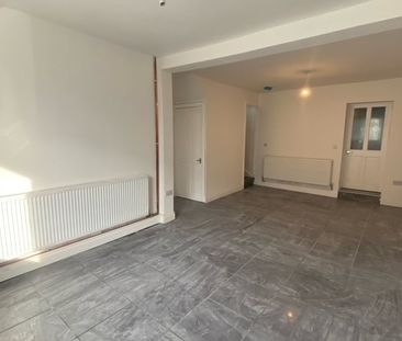 Part Street, Blaina, ABERTILLERY - Photo 4