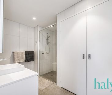 LUXURIOUS SHENTON QUARTER APARTMENT - Photo 1