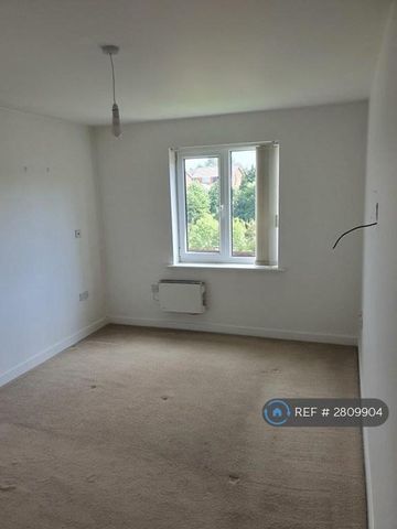 2 bedroom flat to rent - Photo 5