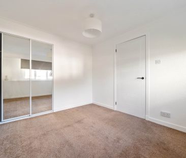 Price £900 pcm - Available Now - Unfurnished - Photo 1