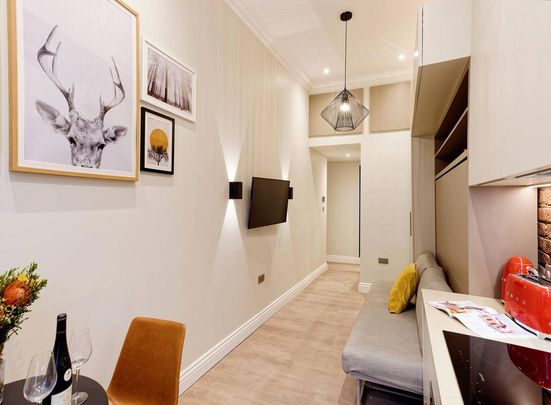 Studio to rent - Photo 1