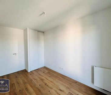 Location Appartement 3 pièces 75m² LAVAL 53000 - Photo 3