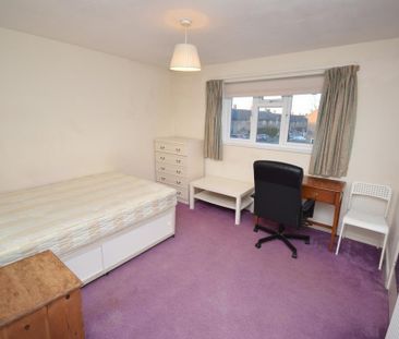 5 bedroom house to rent - Photo 2