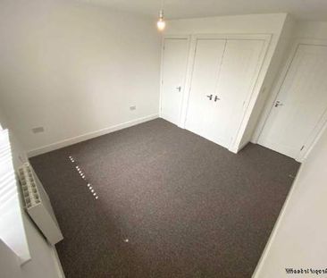 2 bedroom property to rent in Walsall - Photo 6