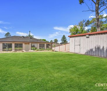 Spacious & Charming Family Home! - Photo 4