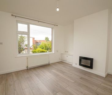 3 bed House - Semi-Detached for Rent - Photo 1
