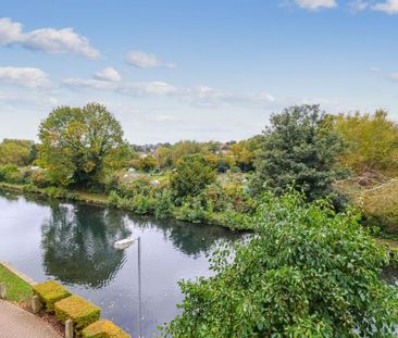 2 bedroom flat to rent - Photo 6