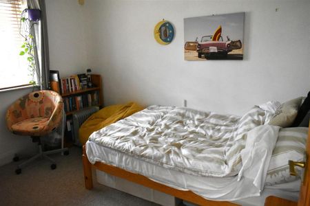 2 bedroom detached bungalow to rent - Photo 3