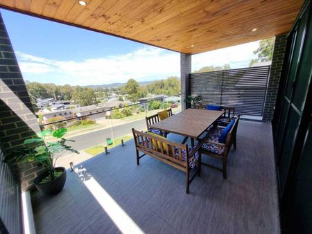 UNFURNISHED or FULLY FURNISHED - Contemporary Home - Photo 5