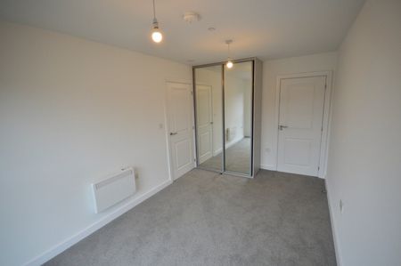 2 bedroom apartment to rent - Photo 2