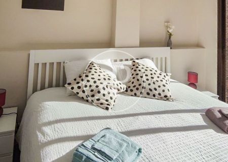 2 bedroom luxury Flat for rent in Madrid, Spain - Photo 2