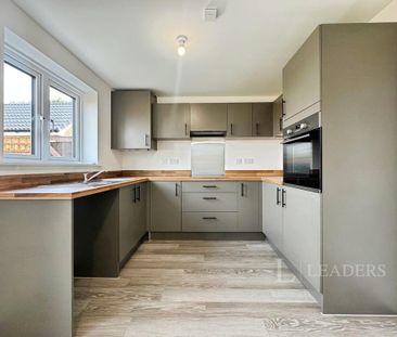 3 bedroom semi-detached house to rent - Photo 2